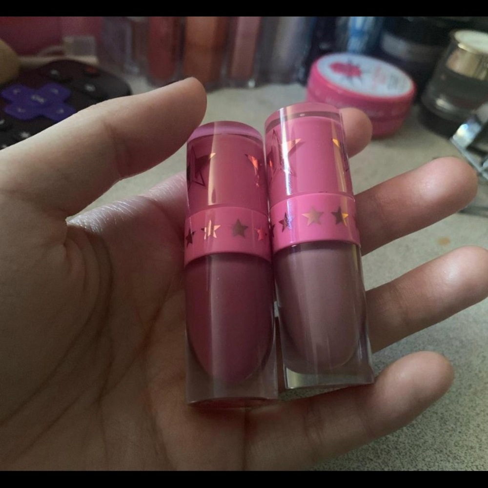 2 mini liquid lipsticks jeffree star